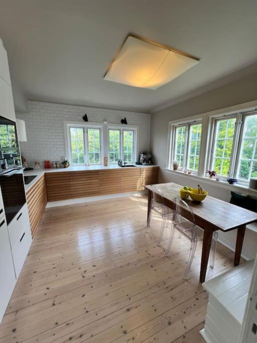 3 Bedroom Full House - Close To Ons & City Centrum Stavanger Exterior foto
